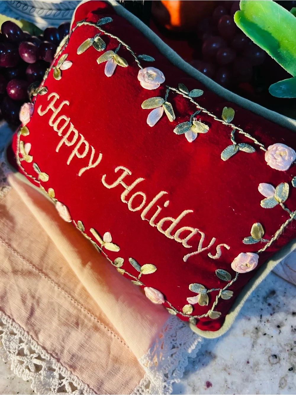 Embroidered 'Happy Holidays' Red Christmas Pillow Like New!